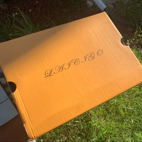 Women's Khaki Strappy Platform Sandals - Picture 5 of 8